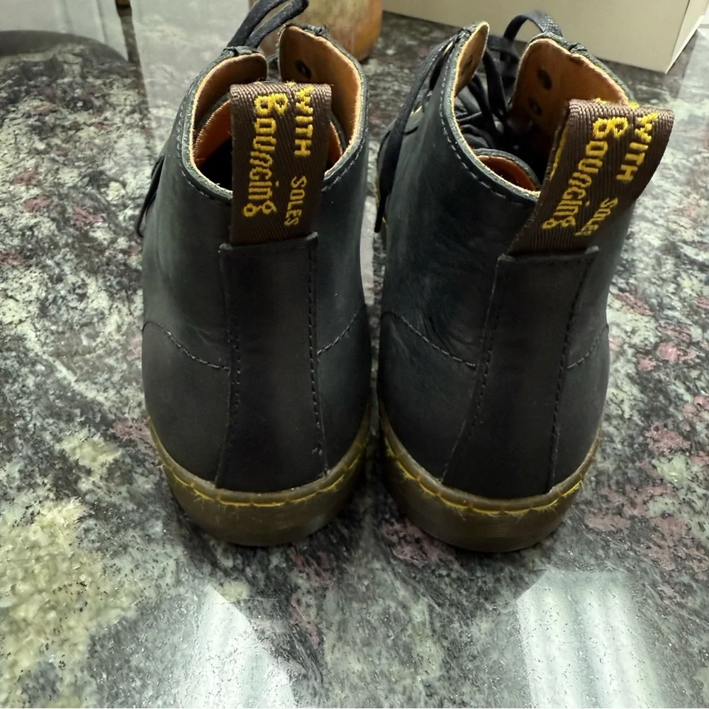 Dr. Martens Black Leather Ankle Boots Size 10 - Picture 7 of 7